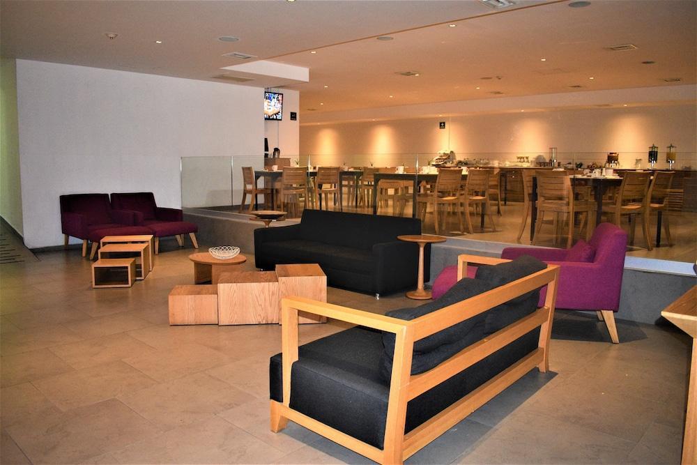 Hotel Plaza Genova Centro Guadalajara Extérieur photo