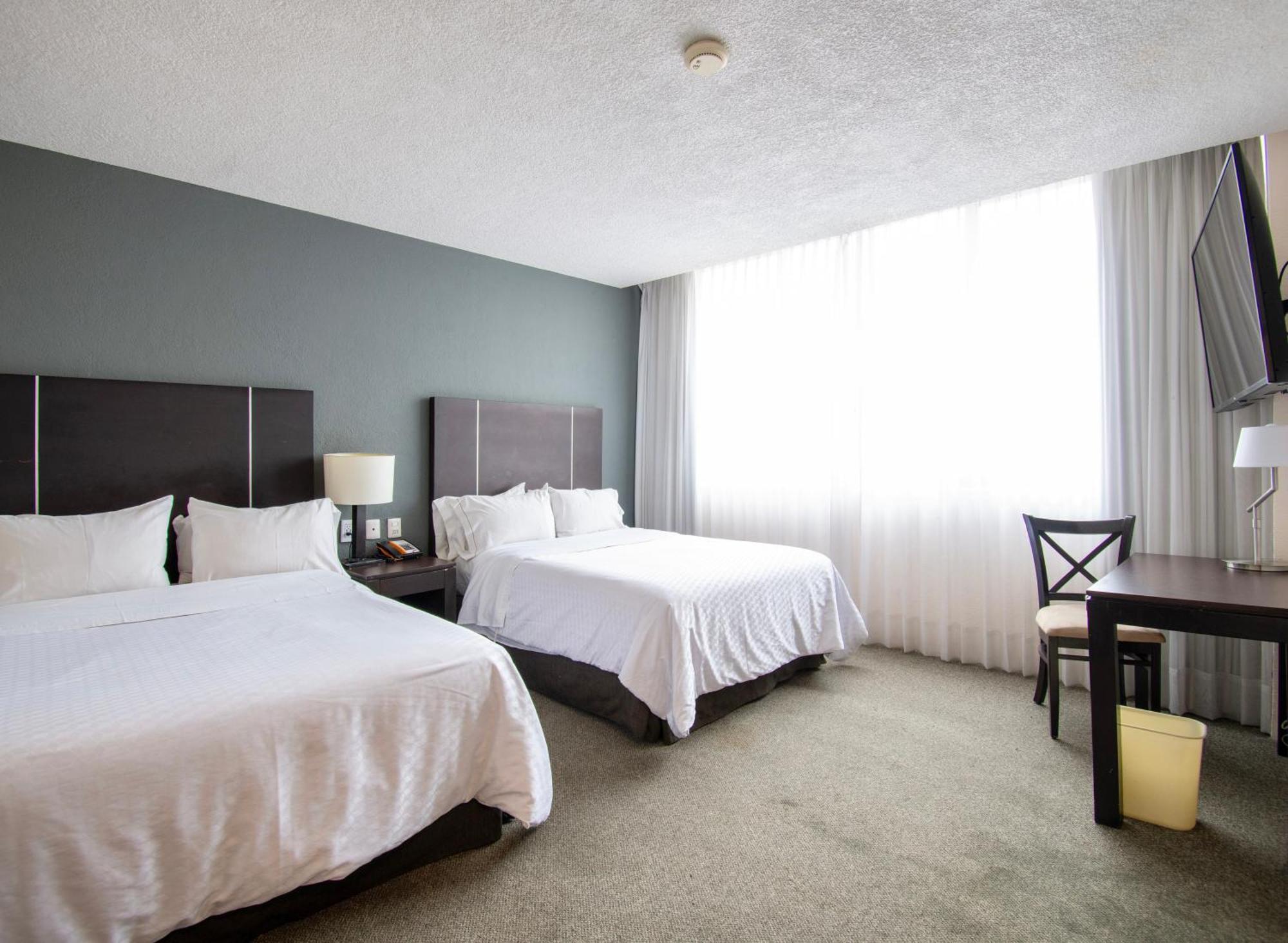 Hotel Plaza Genova Centro Guadalajara Extérieur photo