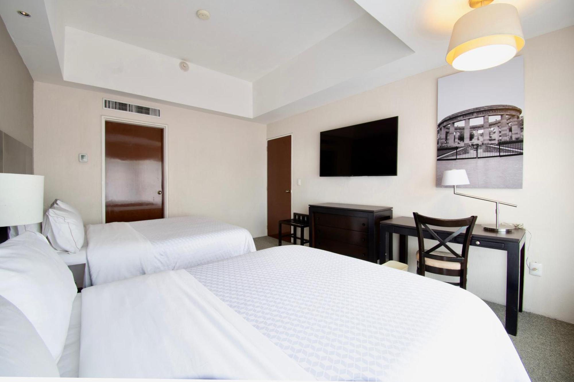 Hotel Plaza Genova Centro Guadalajara Extérieur photo